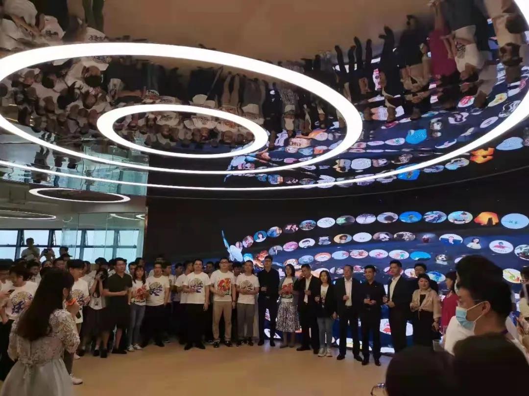 华世界|易游电竞显示强势打造数字化商业时代